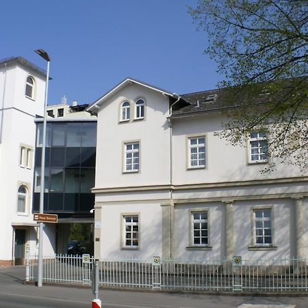 Hotel Garni - Haus Gemmer Coburg Bagian luar foto