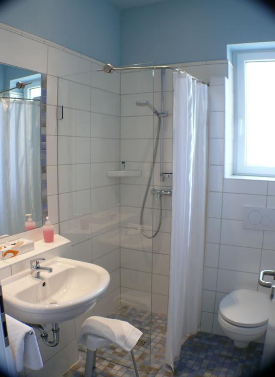Hotel Garni - Haus Gemmer Coburg Ruang foto